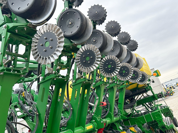 2022 John Deere 1795 Planter