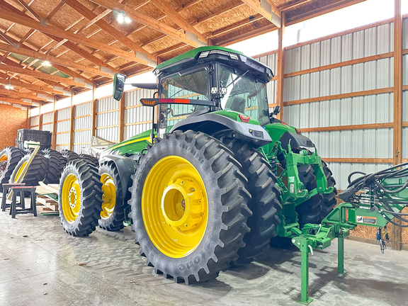 2023 John Deere 8R 280 Tractor