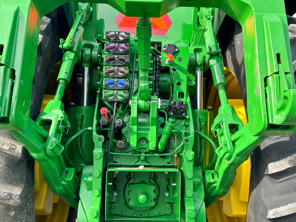 2023 John Deere 8R 340 Tractor