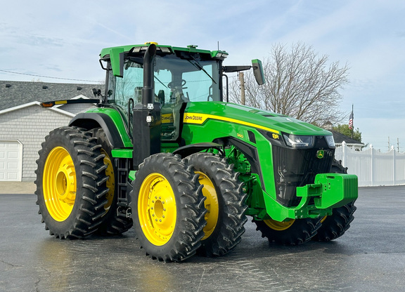 2023 John Deere 8R 340 Tractor