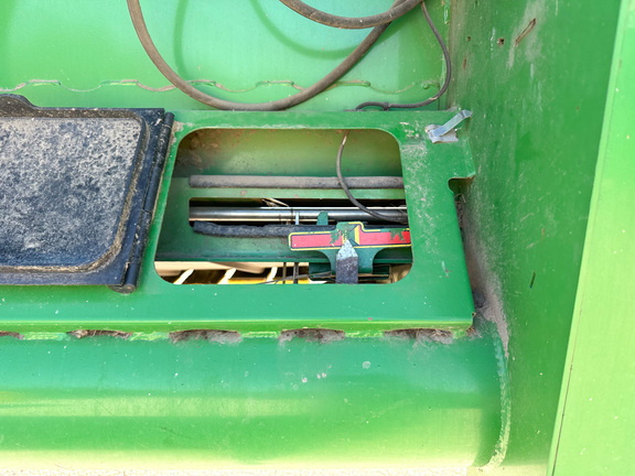 2013 John Deere 640FD Header Combine