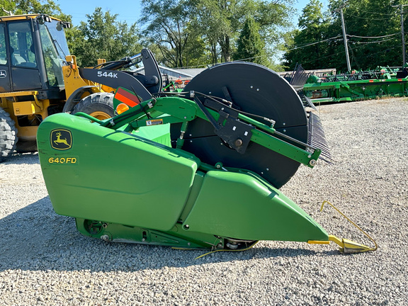 2013 John Deere 640FD Header Combine