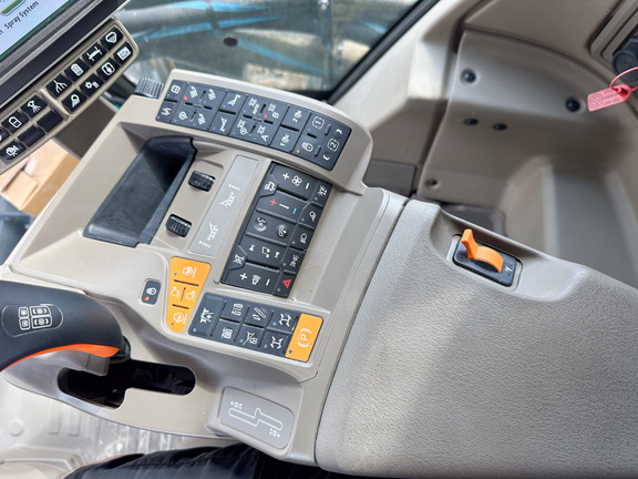 2024 Hagie STS16 Sprayer/High Clearance