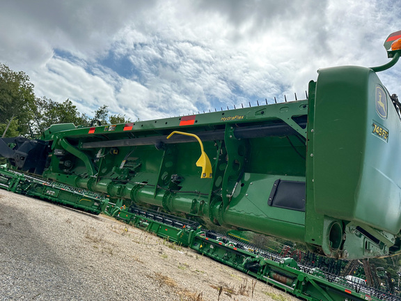 2019 John Deere 745FD Header Combine