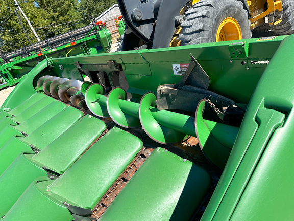 2008 John Deere 608C Header Corn Head