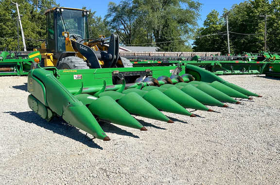 2008 John Deere 608C Header Corn Head