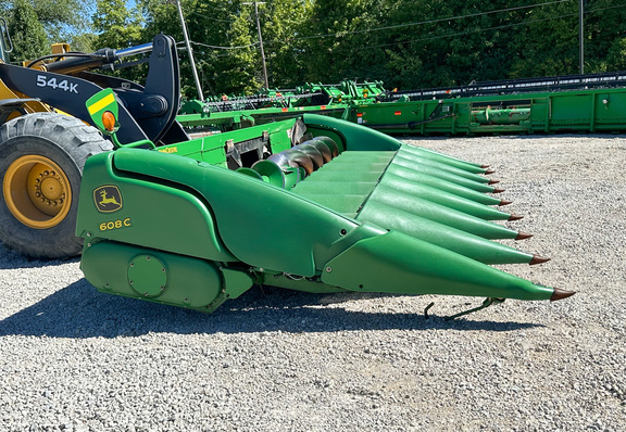 2008 John Deere 608C Header Corn Head