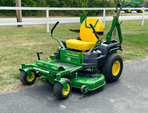 2023 John Deere Z530M Mower/Zero Turn