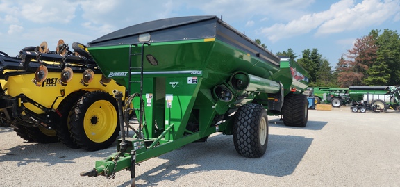 2014 Brent 882 Grain Cart