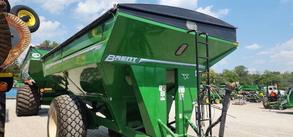 2014 Brent 882 Grain Cart