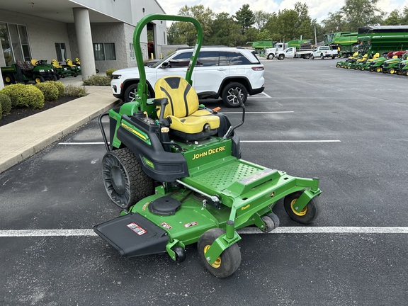 2021 John Deere z997r Mower/Zero Turn