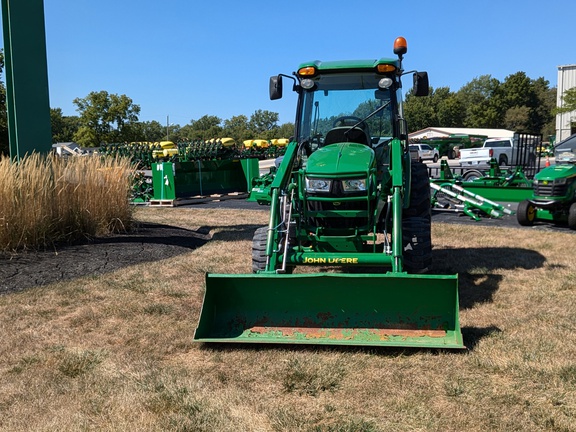 2022 John Deere 4066R Tractor Compact