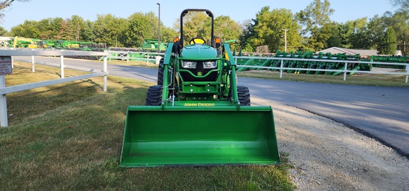 2022 John Deere 4052M Tractor Compact