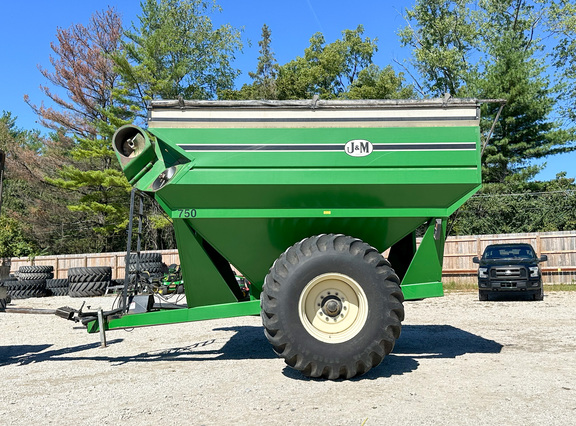 2001 J&M 750-16 Grain Cart