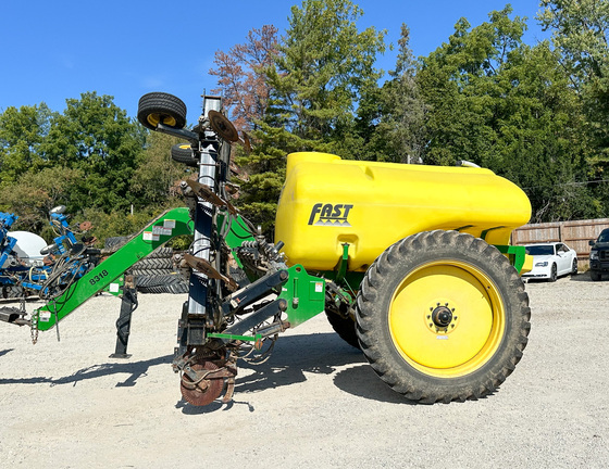 2012 Fast Distributing 8318 Applicator