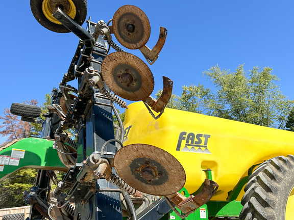 2012 Fast Distributing 8318 Applicator