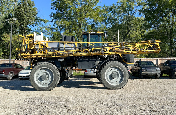 2013 RoGator RG1100 Sprayer/High Clearance