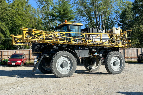 2013 RoGator RG1100 Sprayer/High Clearance