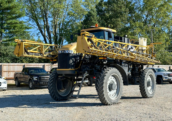 2013 RoGator RG1100 Sprayer/High Clearance