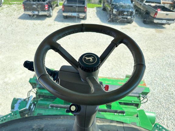 2023 John Deere S780 Combine