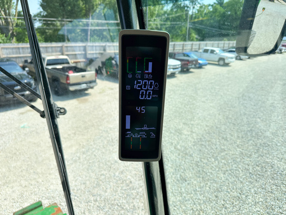 2023 John Deere S780 Combine