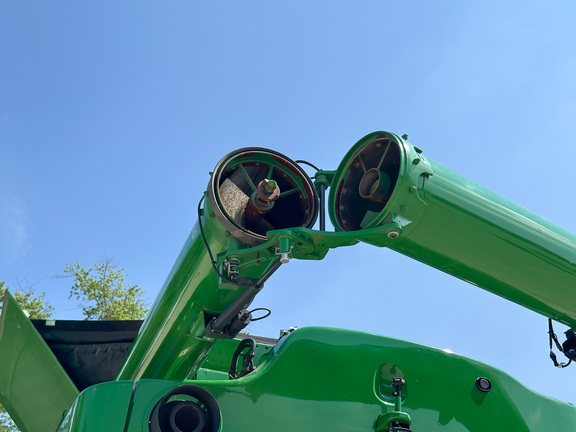 2023 John Deere S780 Combine