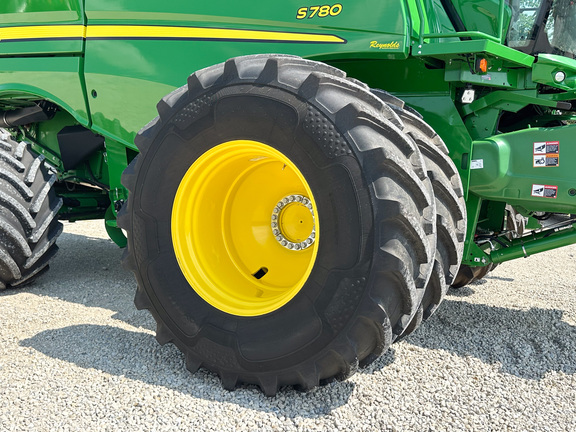 2023 John Deere S780 Combine
