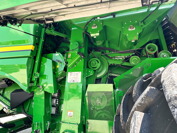 2023 John Deere S780 Combine