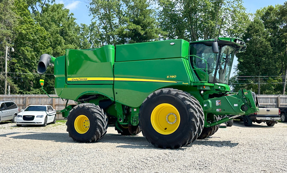 2023 John Deere S780 Combine