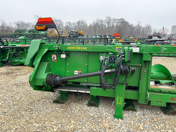 2023 John Deere C8R Header Corn Head