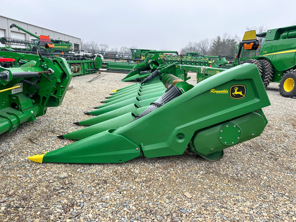 2023 John Deere C8R Header Corn Head