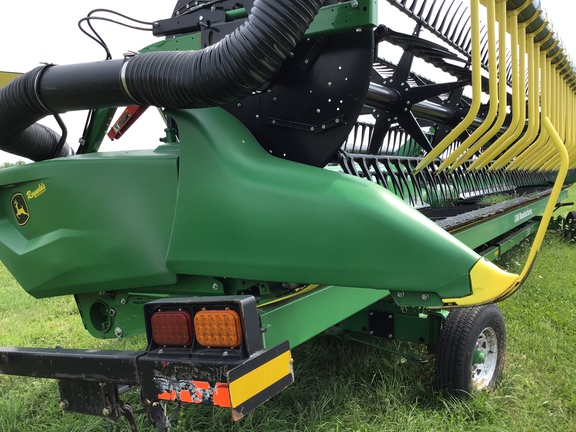 2023 John Deere RD40F Header Combine