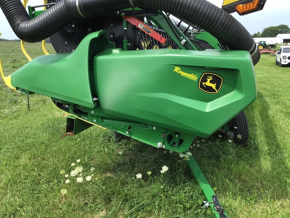 2023 John Deere RD40F Header Combine