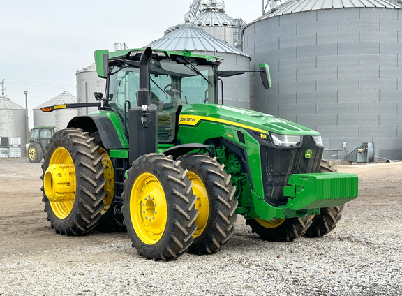 2023 John Deere 8R 340 Tractor