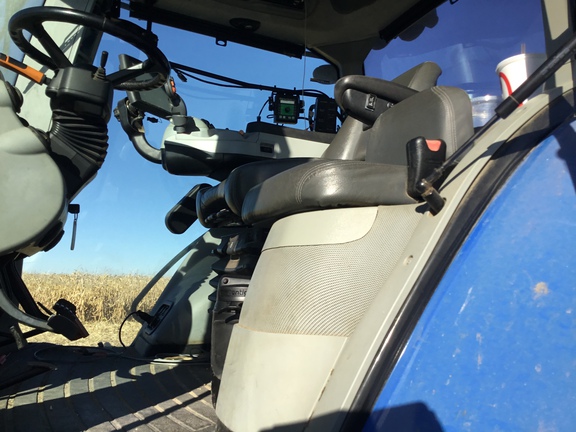 2016 New Holland T8.320 Tractor