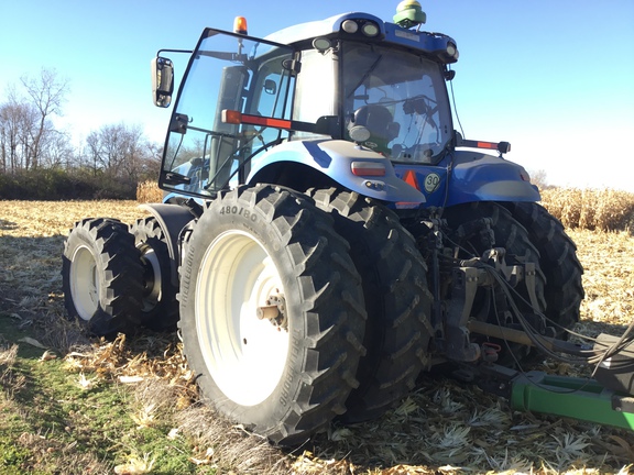 2016 New Holland T8.320 Tractor