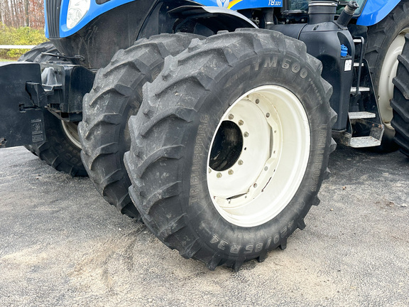 2016 New Holland T8.320 Tractor