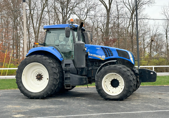 2016 New Holland T8.320 Tractor