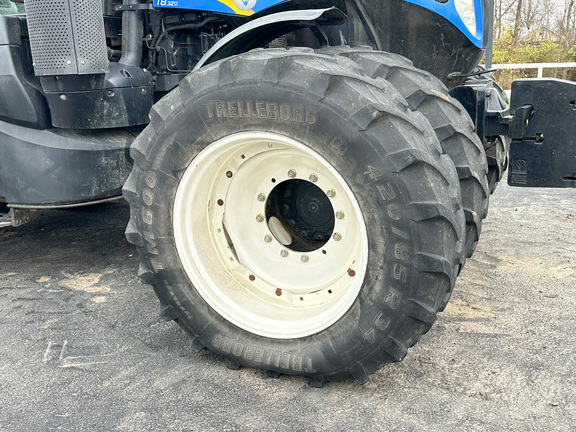 2016 New Holland T8.320 Tractor