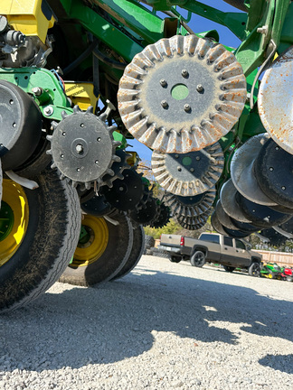 2015 John Deere 1795 Planter