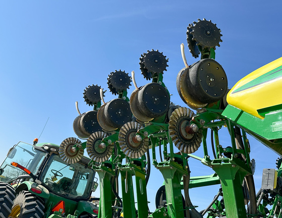 2015 John Deere 1795 Planter