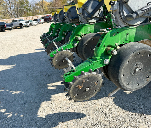 2015 John Deere 1795 Planter