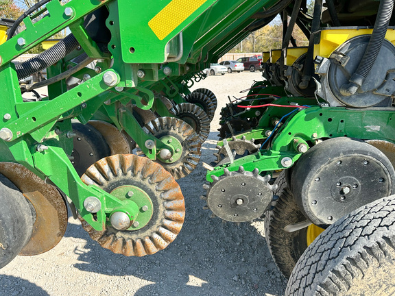 2015 John Deere 1795 Planter