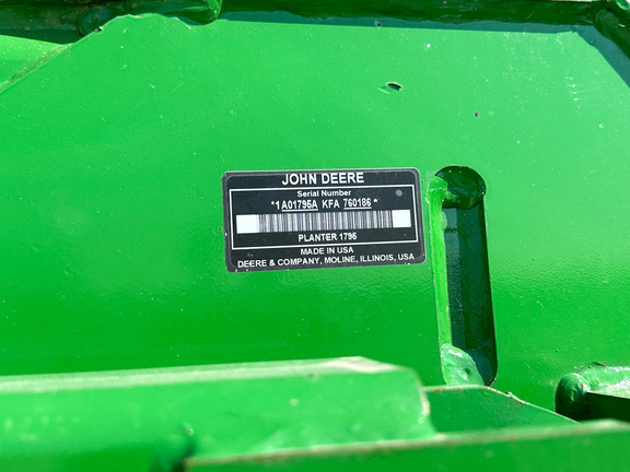 2015 John Deere 1795 Planter