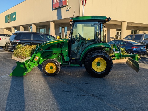 2023 John Deere 3039R Tractor Compact