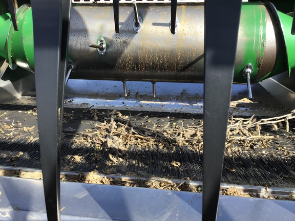 2016 John Deere 635FD Header Combine