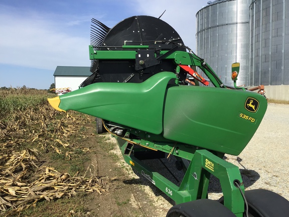 2016 John Deere 635FD Header Combine