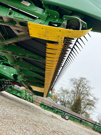 2016 John Deere 635FD Header Combine