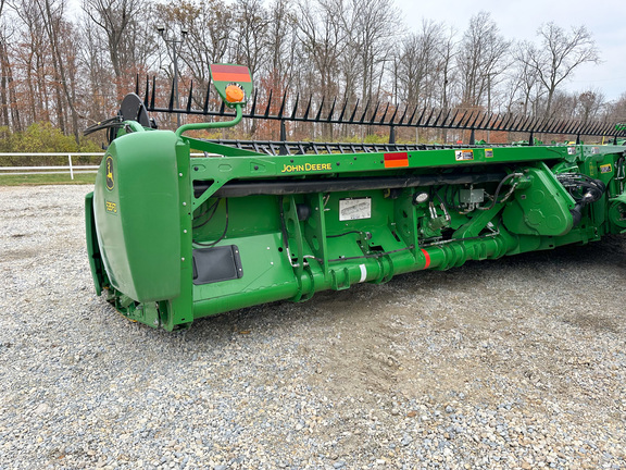 2016 John Deere 635FD Header Combine