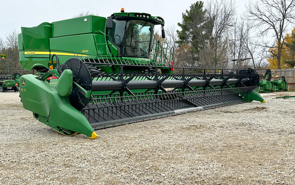 2016 John Deere 635FD Header Combine